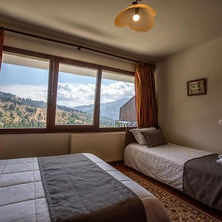 La Noi Guesthouse Szamarína Kültér fotó