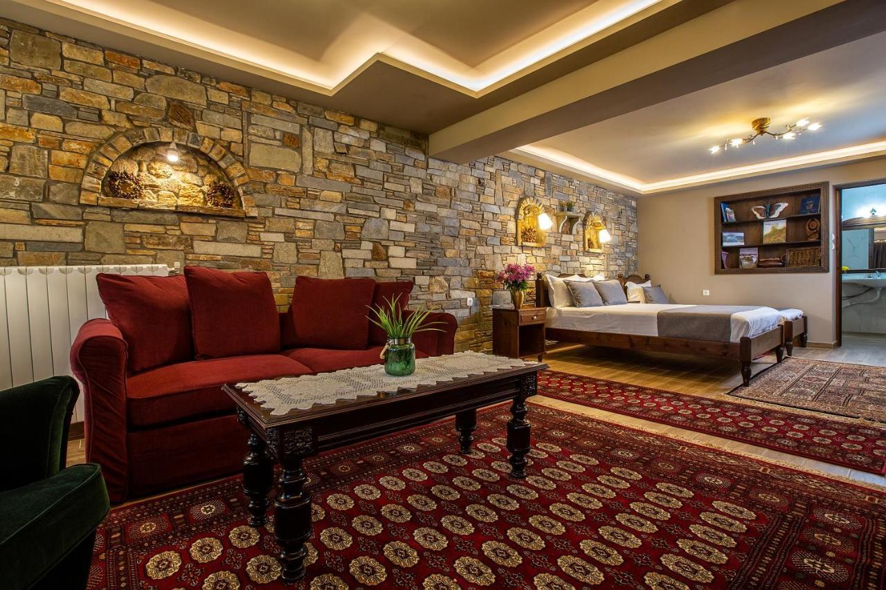 La Noi Guesthouse Szamarína Kültér fotó