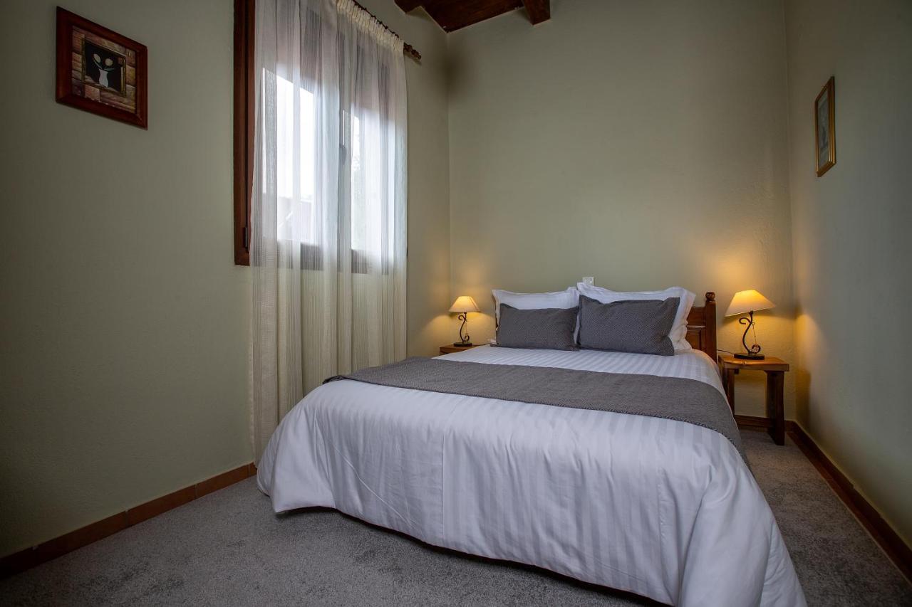 La Noi Guesthouse Szamarína Kültér fotó