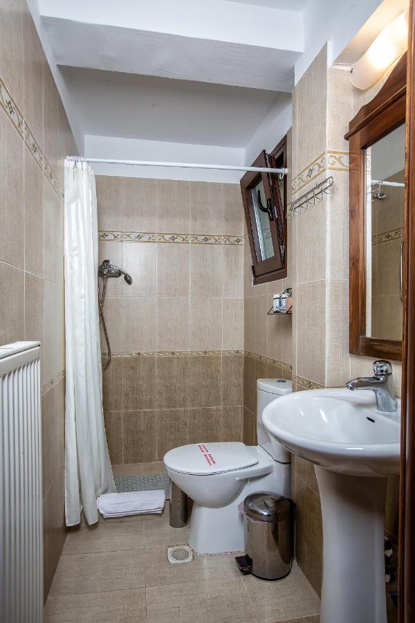 La Noi Guesthouse Szamarína Kültér fotó